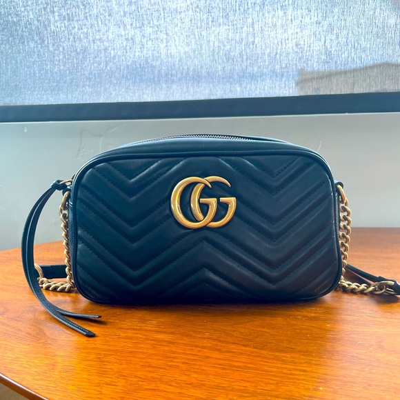 Gucci Handbags - Gucci Marmont small shoulder bag